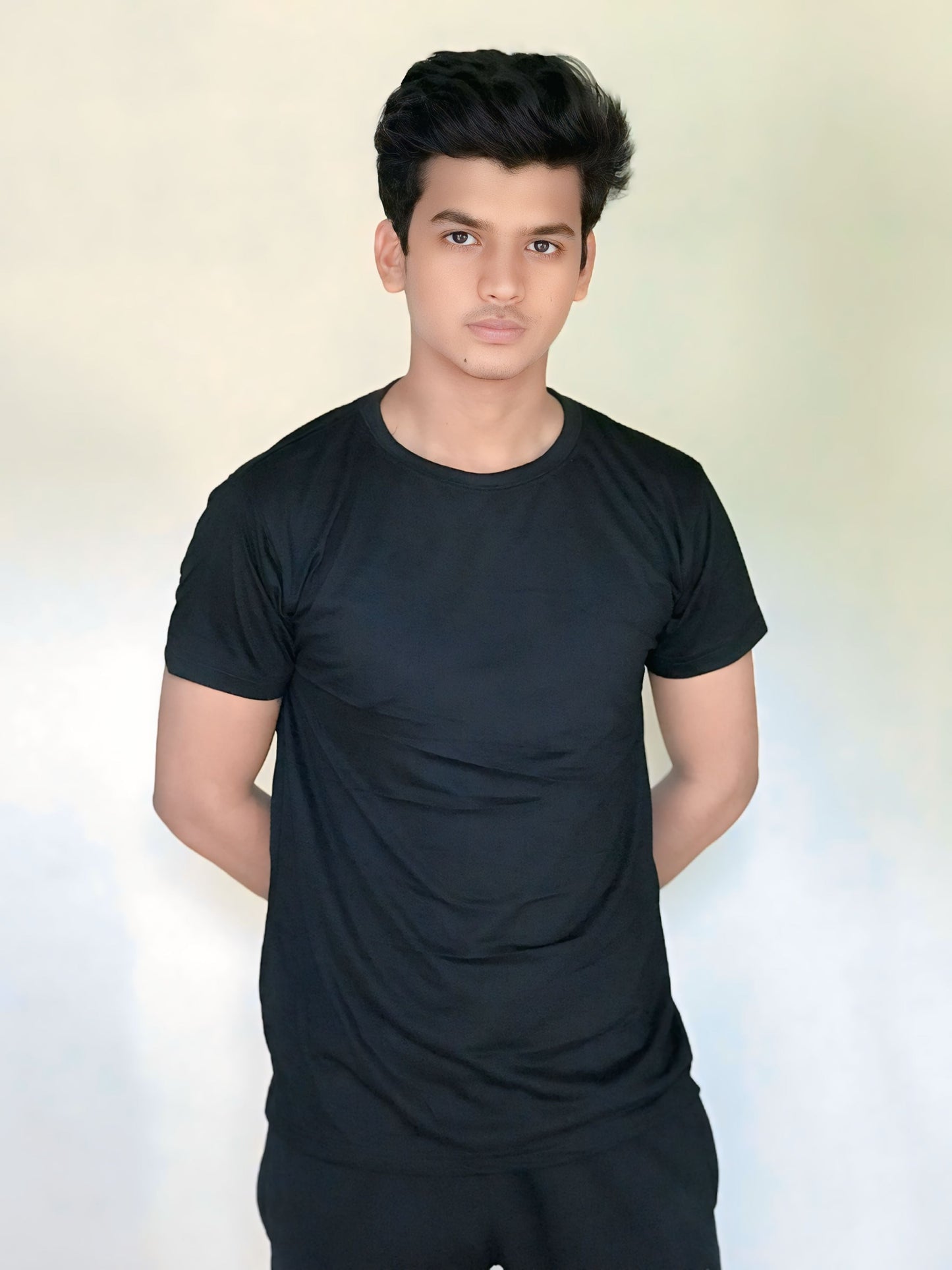 Classic Black T-Shirt for Everyday Comfort